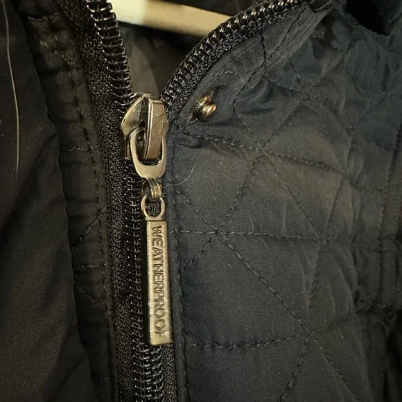 Weatherproof Quilted Navy Puffer Coat - Picture 14 of 15